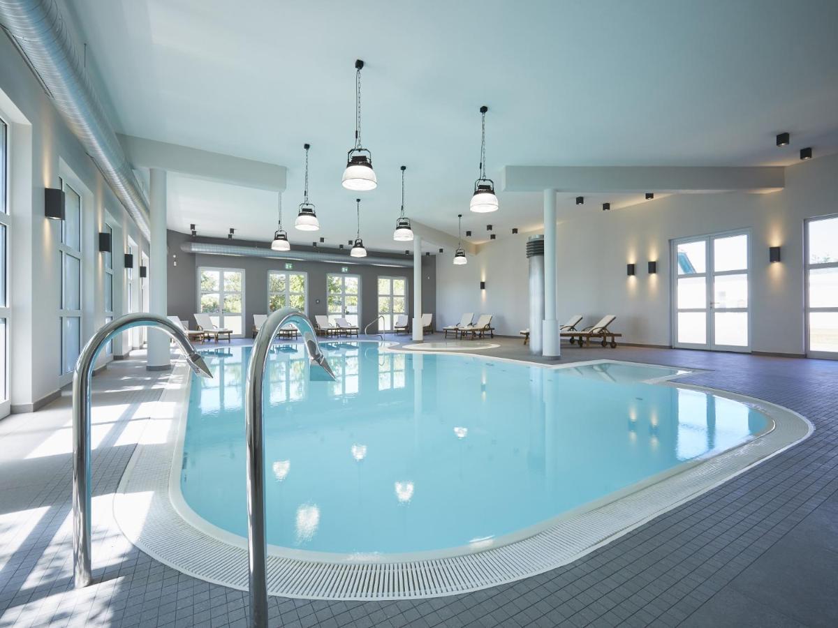 Reetland Am Meer - Premium Reetdachvilla Mit 2 Schlafzimmern, Sauna Und Kamin E11 Dranske Ngoại thất bức ảnh
